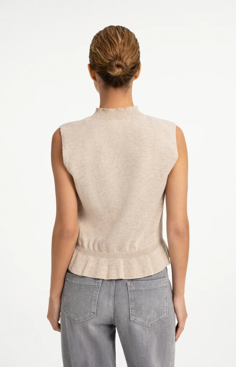 YAYA - Sleeveless Sweater with Ruffle Hem in Light Beige Melange