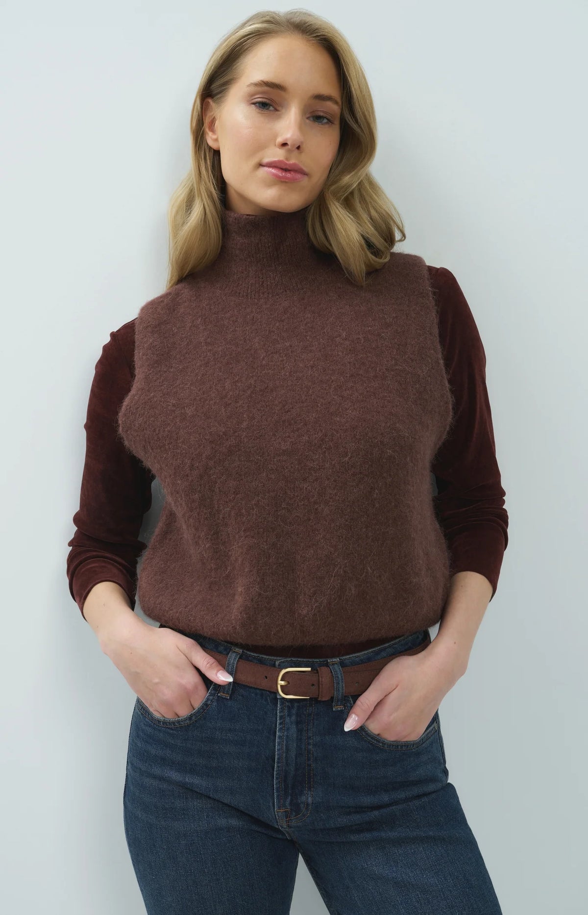 YAYA - Sleeveless High Neckline Sweater in Bitter Chocolate Red