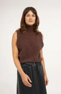 YAYA - Sleeveless High Neckline Sweater in Bitter Chocolate Red