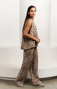YAYA - Sleeveless Top with back buttons in Milk Brown Desin