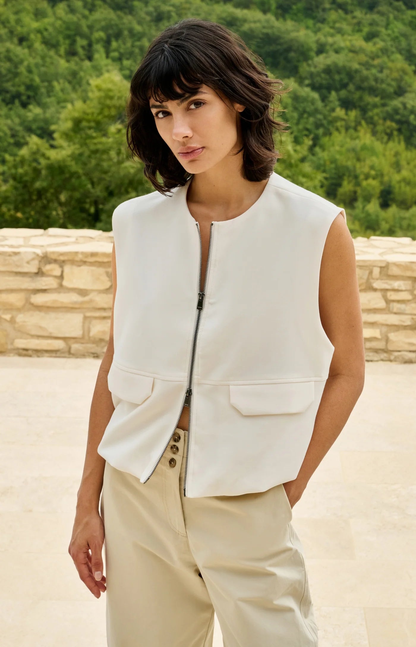 YAYA - Balloon Shaped Sleeveless Jacket in Ivory White