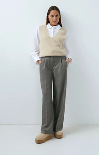 YAYA - Spencer with Deep V-Neck in Light Beige Melange