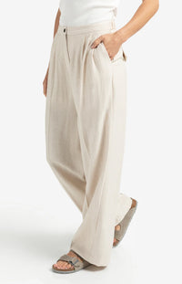 YAYA - Structured Woven Trousers with Pleat details in Washed Brown