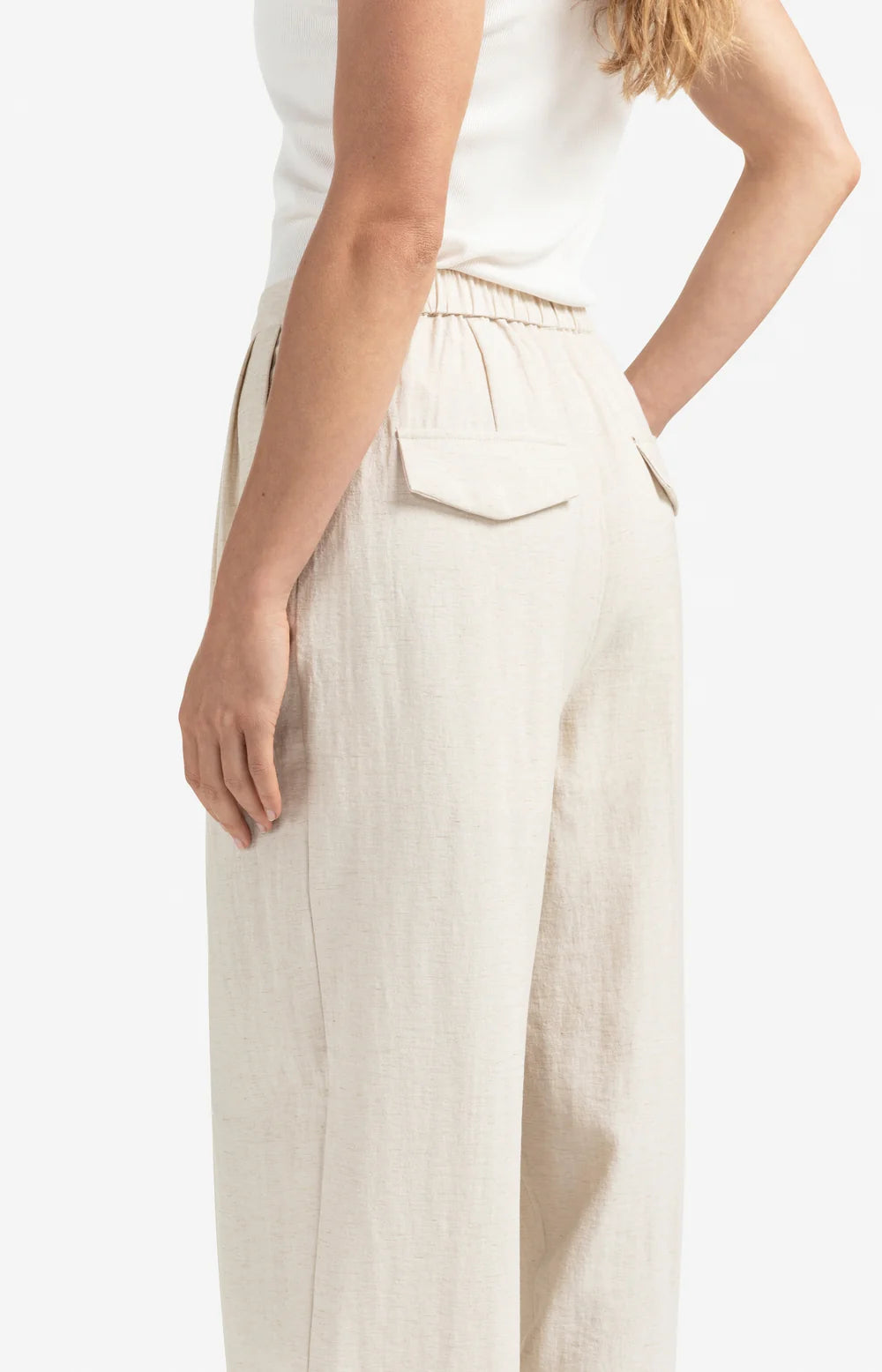 YAYA - Structured Woven Trousers with Pleat details in Washed Brown