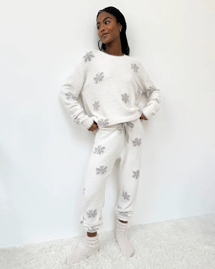 Splendid - Fuzzy Sweater PJ Set in Snowflake