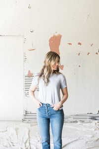 Bernstein & Gold - Daria Boxy Tee - Light Grey