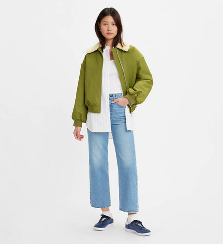 Levi's - Ribcage Straight Ankle - In The Middle