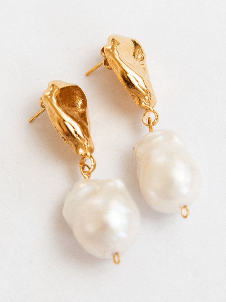 Pamela Card - Mountain Pearl Earrings